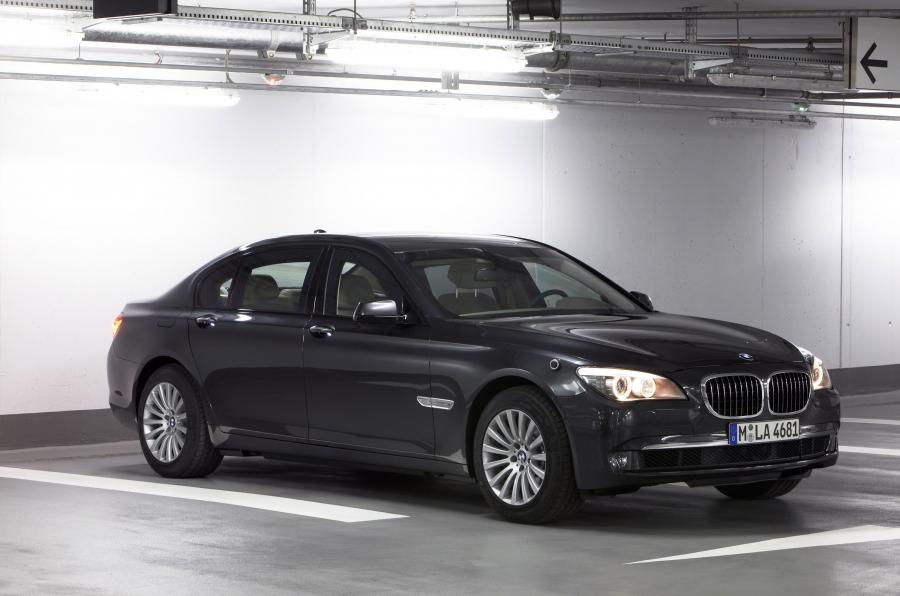  BMW 7-Series High Security 2009 года  (фото 18 из 44)
